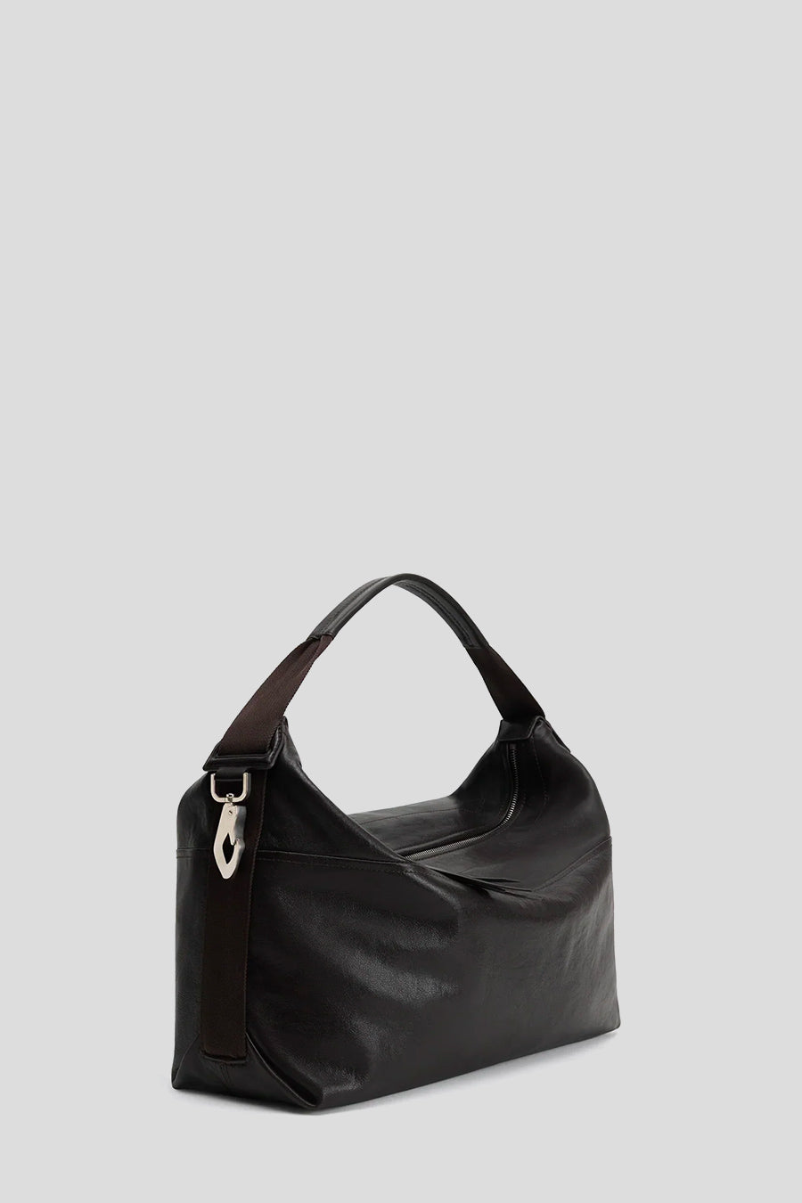 LEMAIRE - SAC BERLINGOT HOBO EN CUIR DARK CHOCOLATE - LE LABO STORE