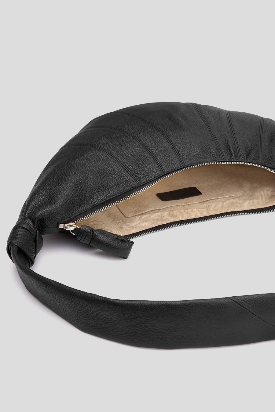 LEMAIRE - SAC MEDIUM CROISSANT NOIR - LE LABO STORE