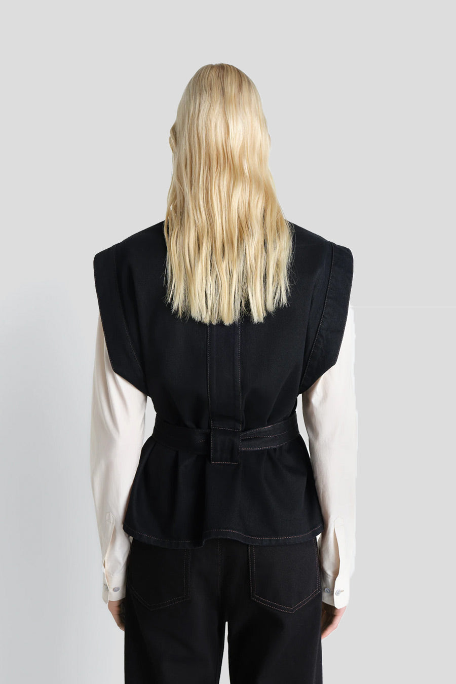 LEMAIRE - TOP CHASUBLE NOIR - LE LABO STORE