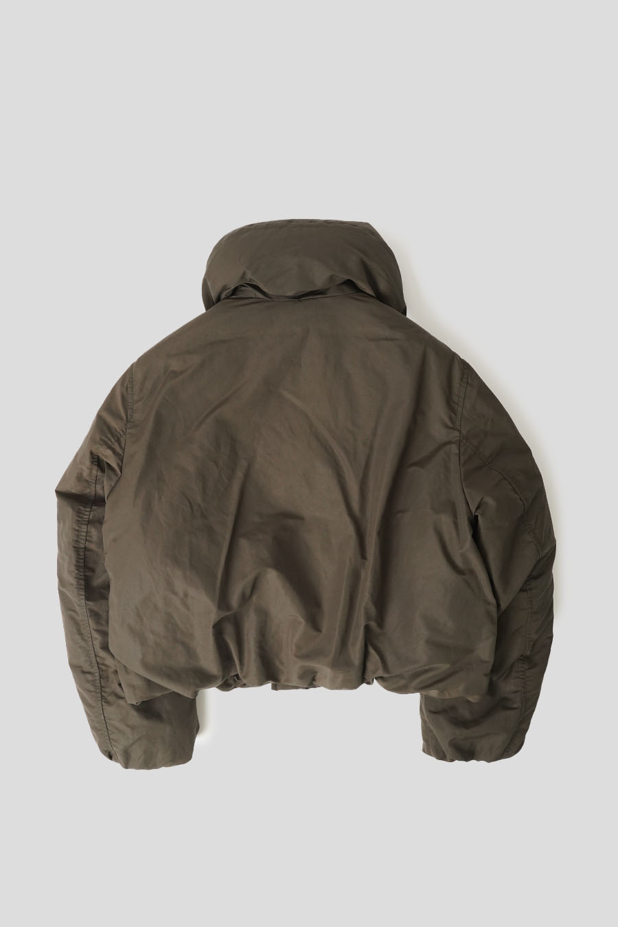 LEMAIRE - DOUDOUNE COURTE MATELASSÉE ESPRESSO FONCÉ - LE LABO STORE