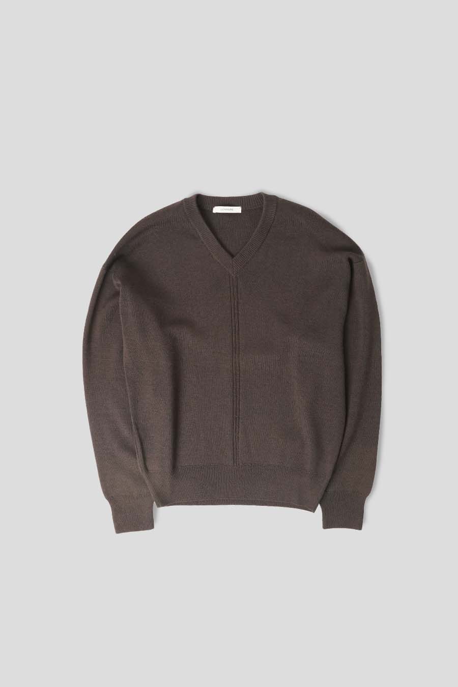 LEMAIRE - PULL À ENCOLURE EN V CACAO FONCÉ - LE LABO STORE