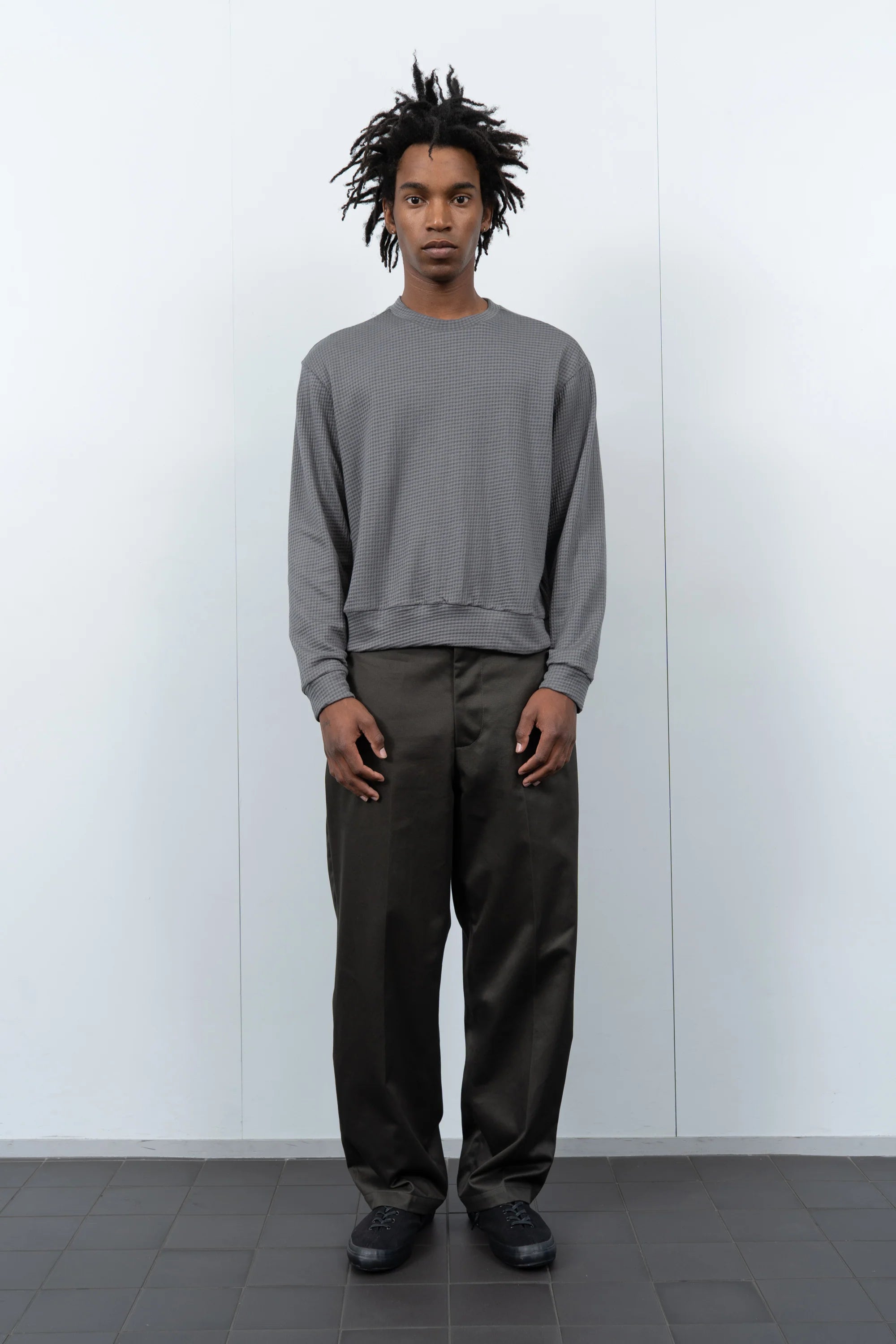 LADY WHITE CO - PANTALON EN TWILL BLACK OLIVE - LE LABO STORE