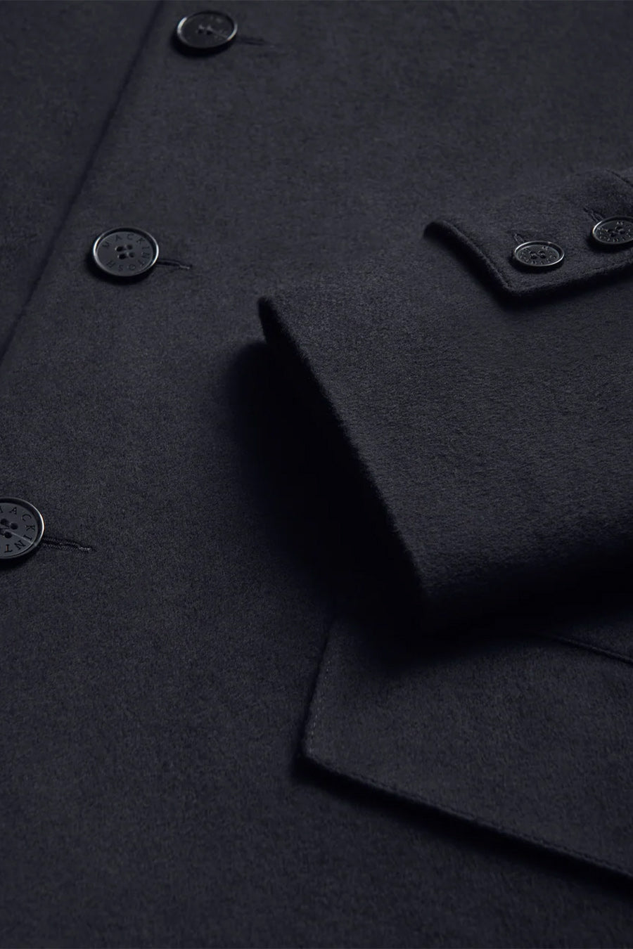 MACKINTOSH - DUNKELD RUBBERISED 3/4 COAT BLACK - LE LABO STORE