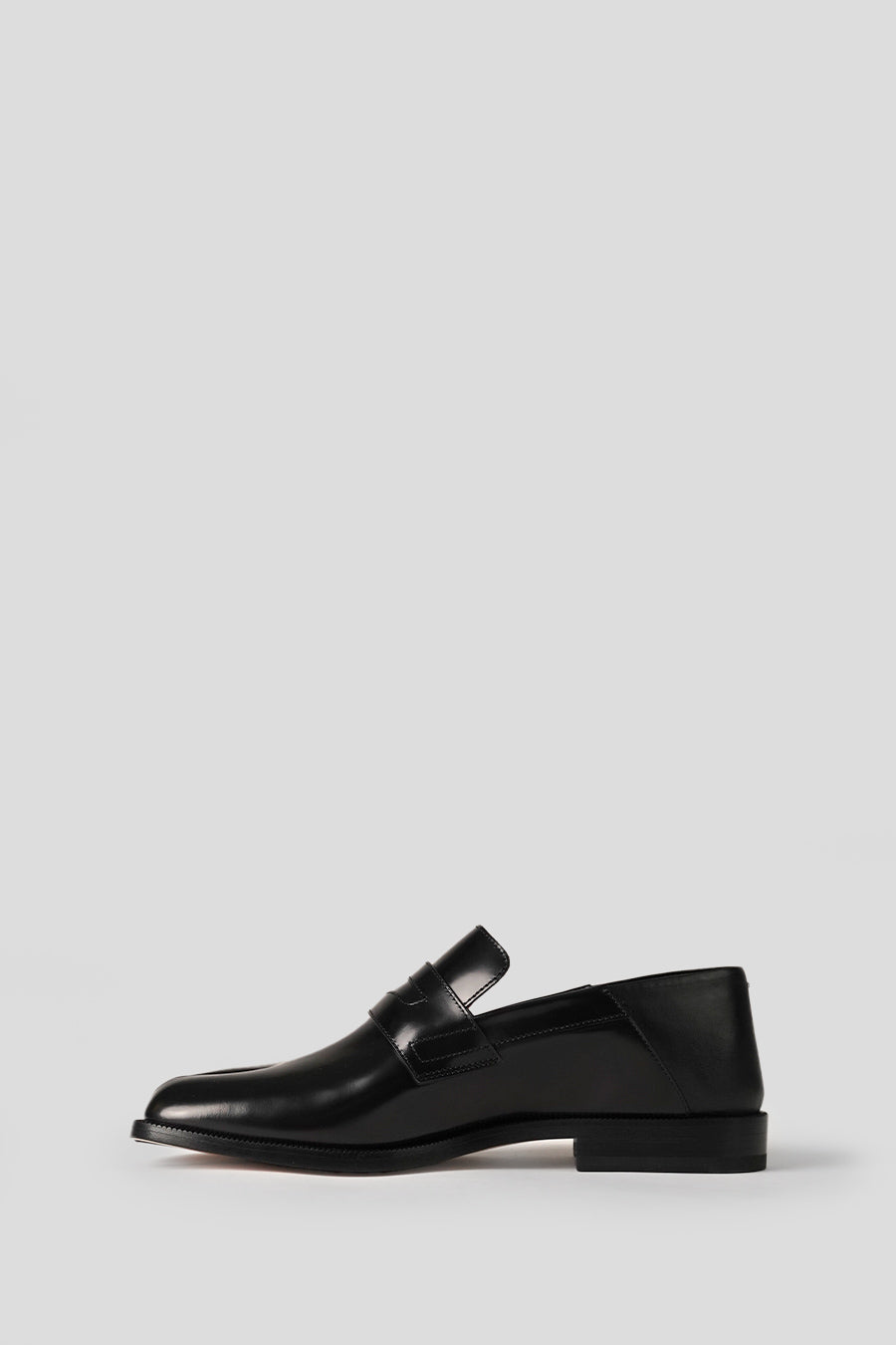 Maison Margiela - CHAUSSURES SLIP-ON TABI NOIRES - LE LABO STORE