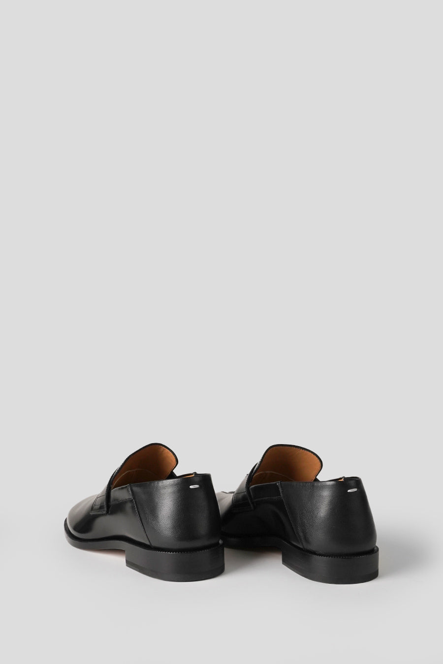 Maison Margiela - CHAUSSURES SLIP-ON TABI NOIRES - LE LABO STORE