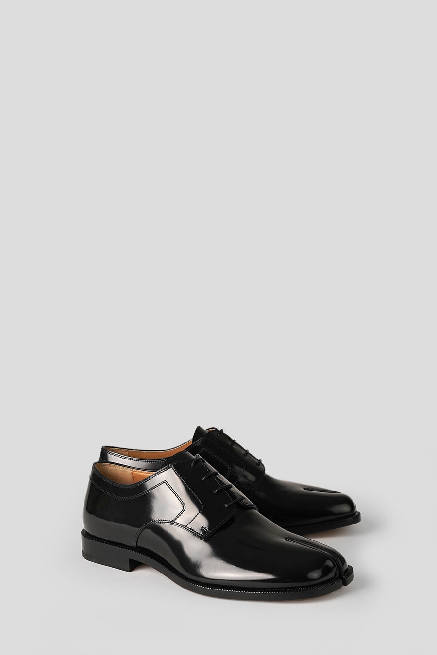Maison Margiela - LACE-UP TABI SHOES - LE LABO STORE