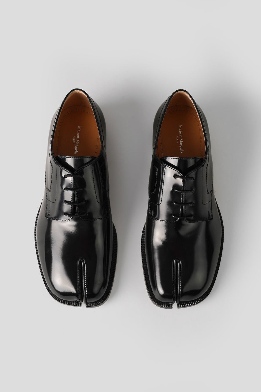 Maison Margiela - LACE-UP TABI SHOES - LE LABO STORE