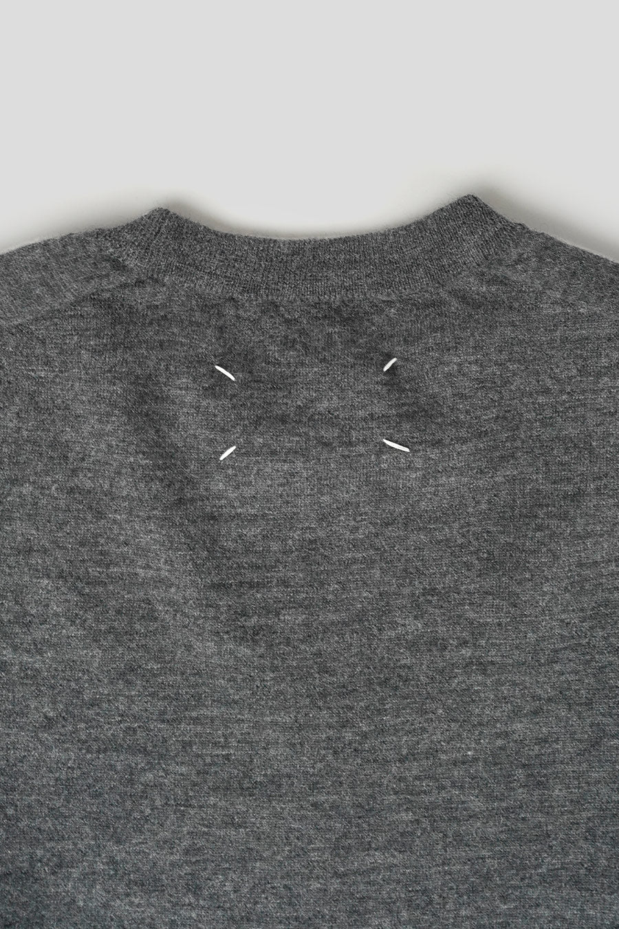 Maison Margiela - GREY ELBOW CREWNECK - LE LABO STORE