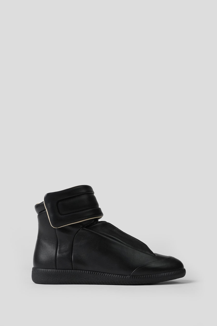 Maison Margiela - BLACK FUTURE SNEAKERS  - LE LABO STORE