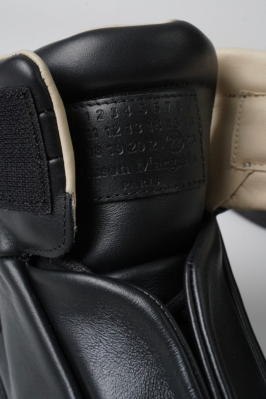 Maison Margiela - SNEAKERS FUTURE NOIRES - LE LABO STORE