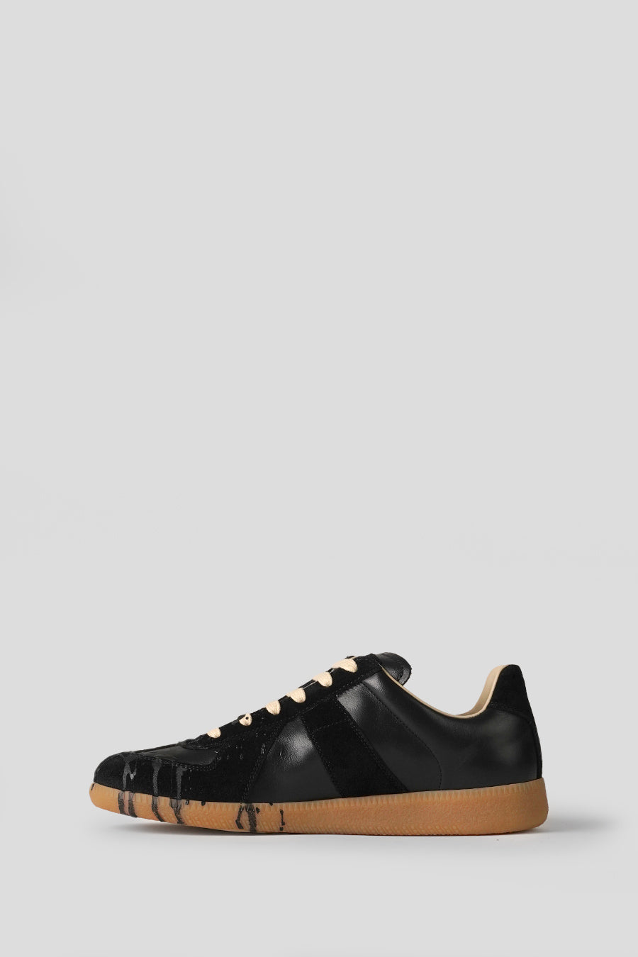 Maison Margiela - BLACK REPLICA SNEAKERS - LE LABO STORE