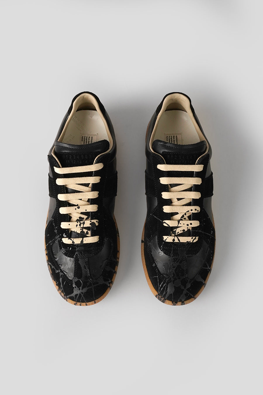 Maison Margiela - BLACK REPLICA SNEAKERS - LE LABO STORE