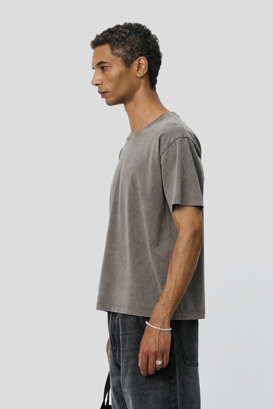 mfpen - T-SHIRT NEW GRIS FONCÉ - LE LABO STORE