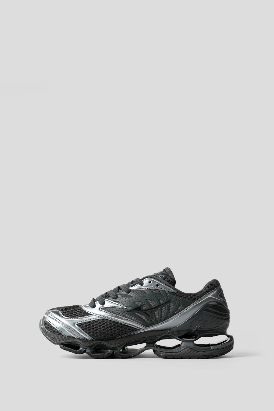 Mizuno - SNEAKERS WAVE PROPHECY LS BLACK SAND, BLACK ET METALLIC GRAY - LE LABO STORE