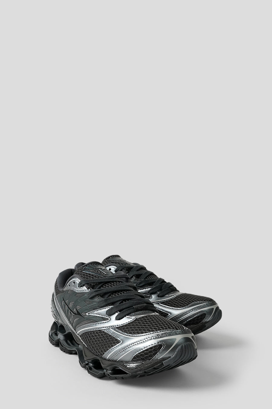 Mizuno - SNEAKERS WAVE PROPHECY LS BLACK SAND, BLACK ET METALLIC GRAY - LE LABO STORE