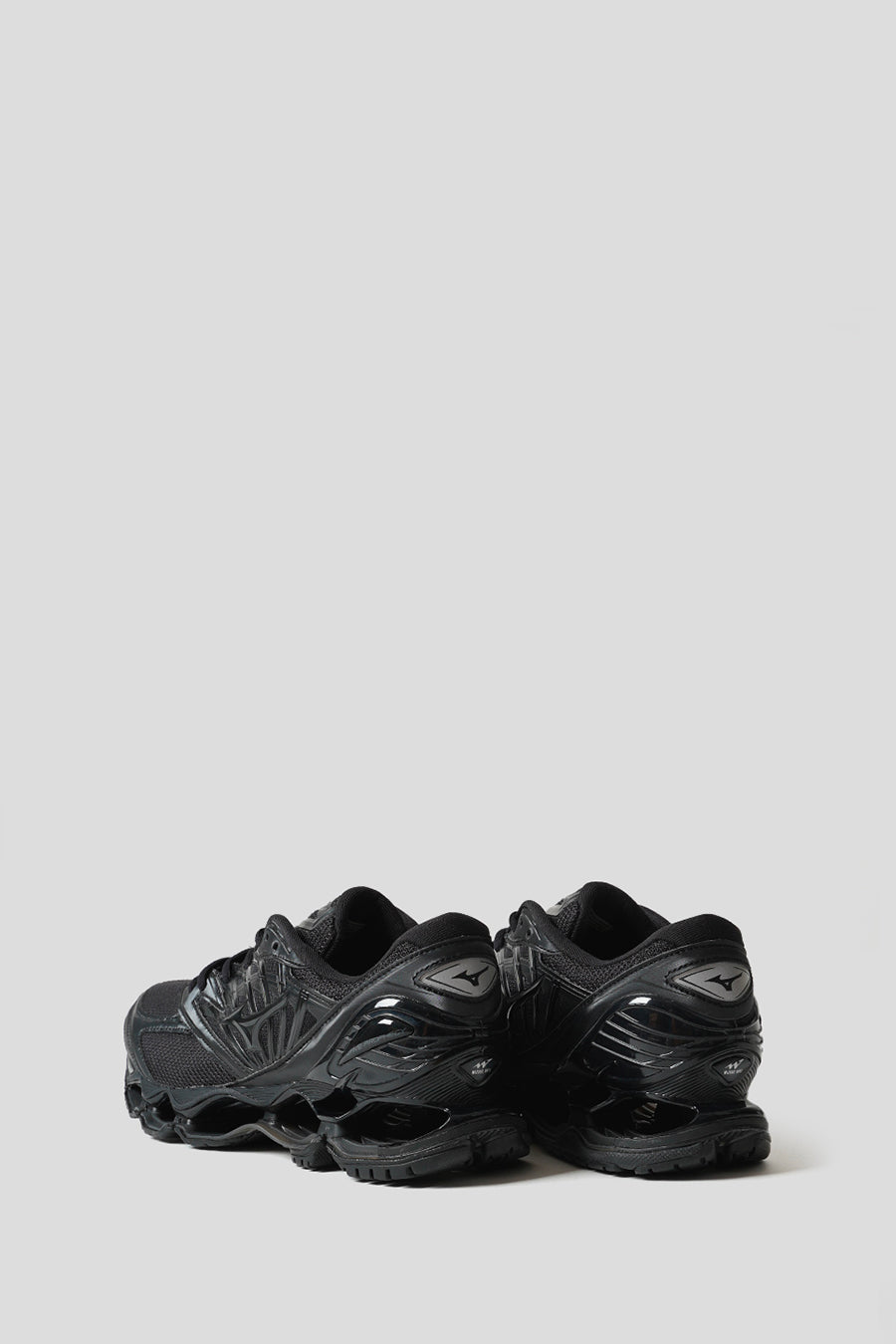 Mizuno - BLACK WAVE PROPHECY LS SNEAKERS - LE LABO STORE
