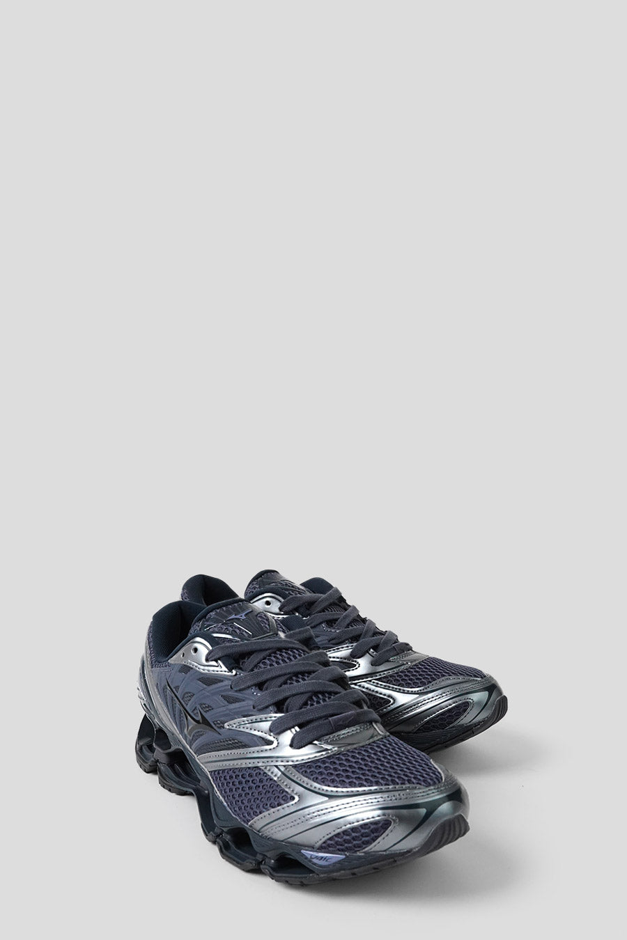 Mizuno - SNEAKERS WAVE PROPHECY LS ODYSSEY GRAY, BLACK ET METALLIC GRAY - LE LABO STORE
