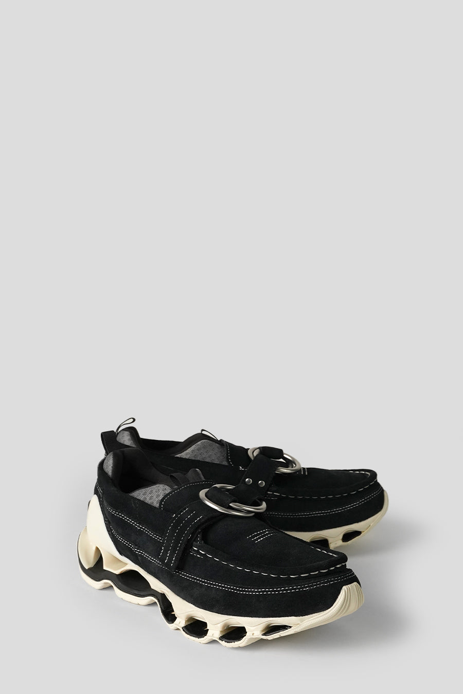 Mizuno - BLACK QUIET SHADE AND SILVER BIRCH WAVE PROPHECY RING MOC KOBAYASHI SNEAKERS - LE LABO STORE