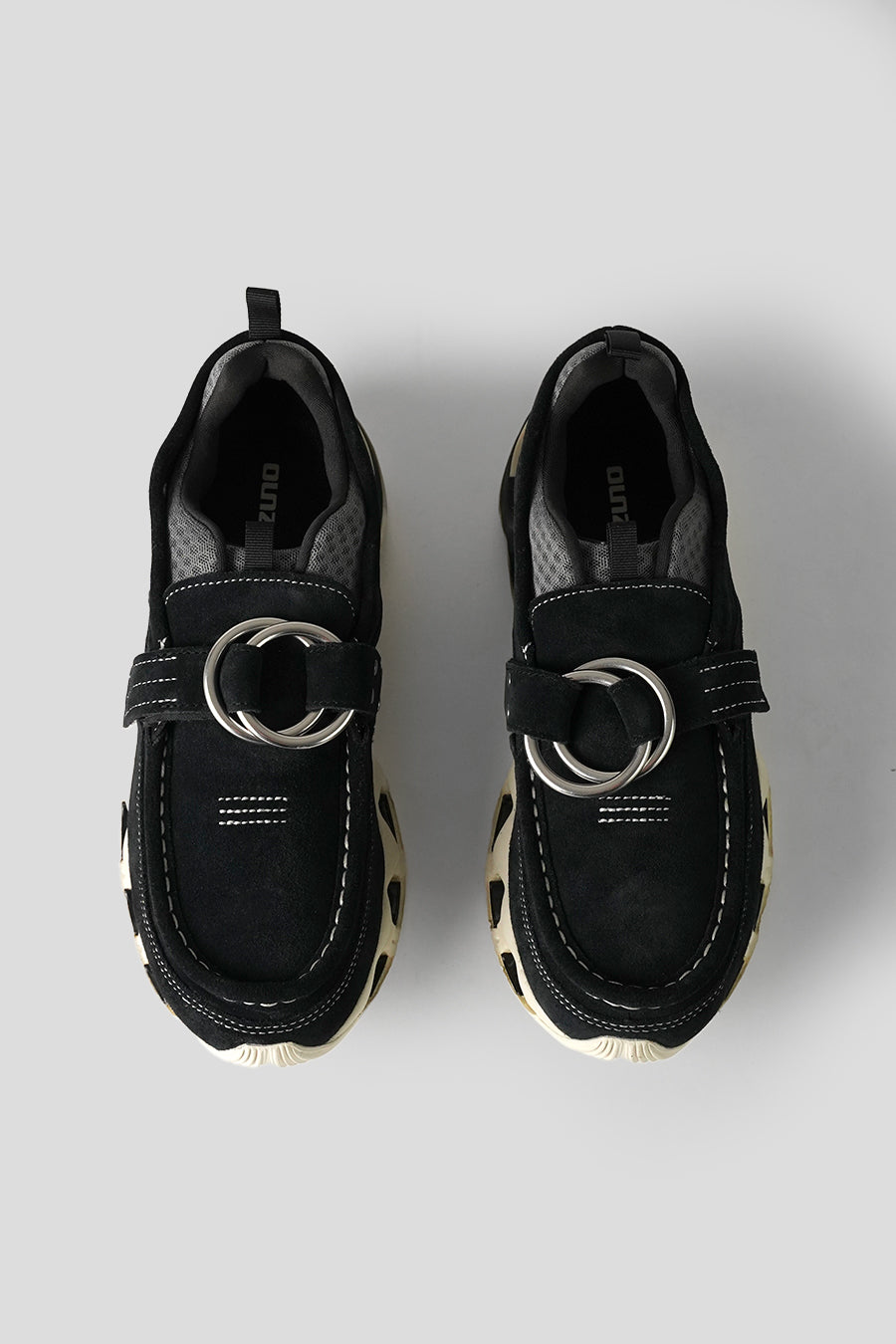 Mizuno - BLACK QUIET SHADE AND SILVER BIRCH WAVE PROPHECY RING MOC KOBAYASHI SNEAKERS - LE LABO STORE