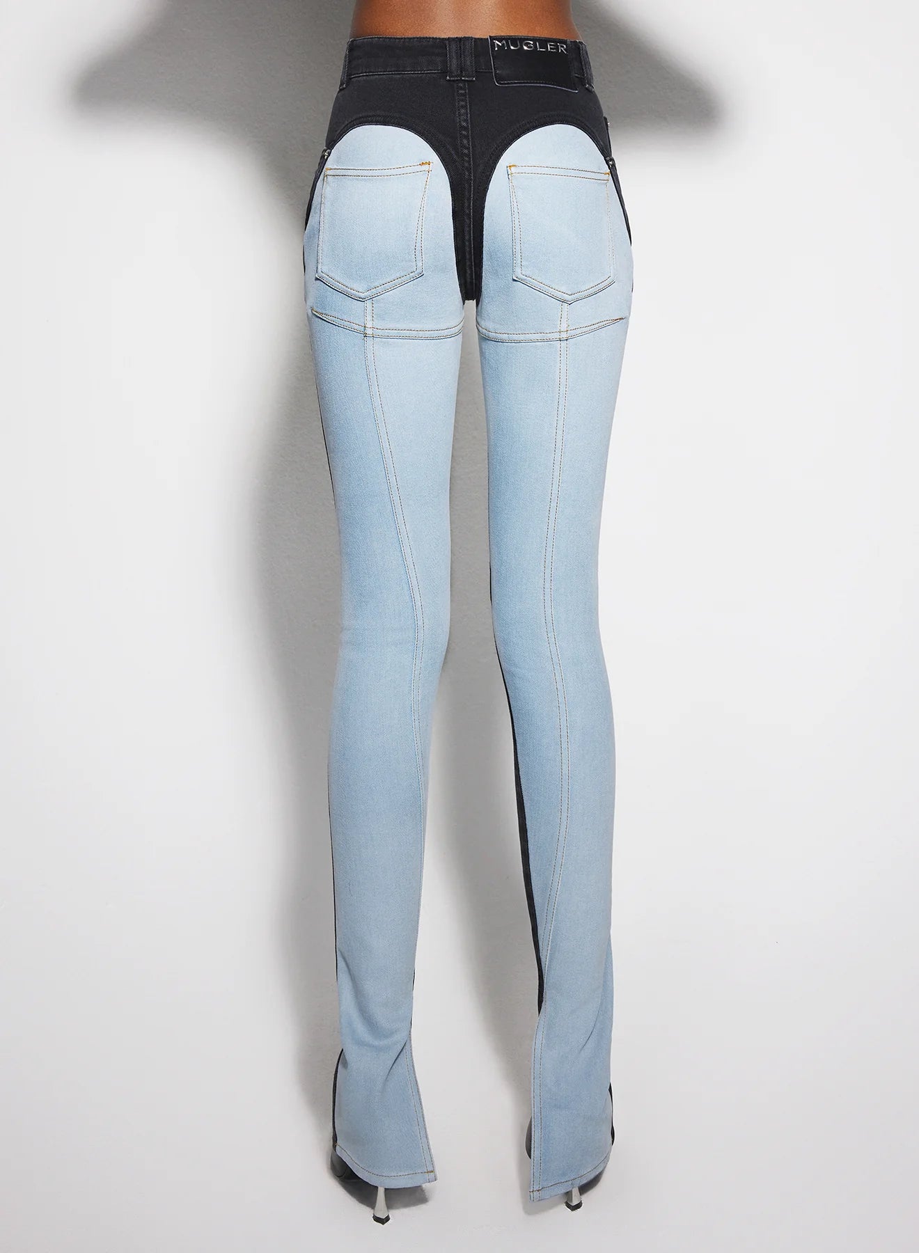 MUGLER - BLUE AND BLACK BI-COLOR SKINNY JEANS – LE LABO STORE MUGLER - BLUE AND BLACK BI-COLOR SKINNY JEANS – LE LABO STORE