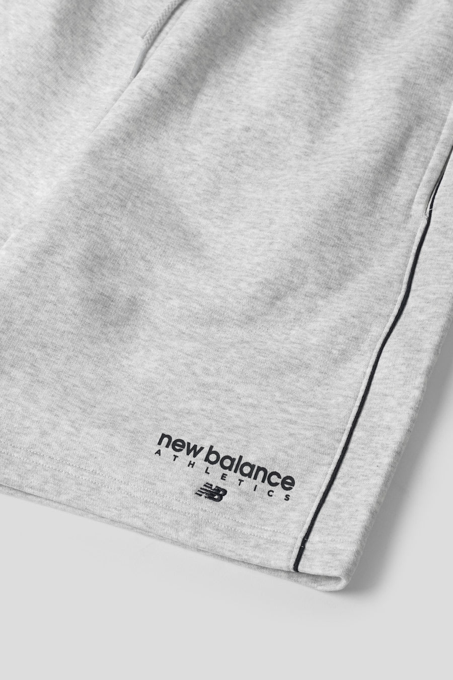 NEW BALANCE - GREY TRACKSIDE FLEECE SHORT - LE LABO STORE