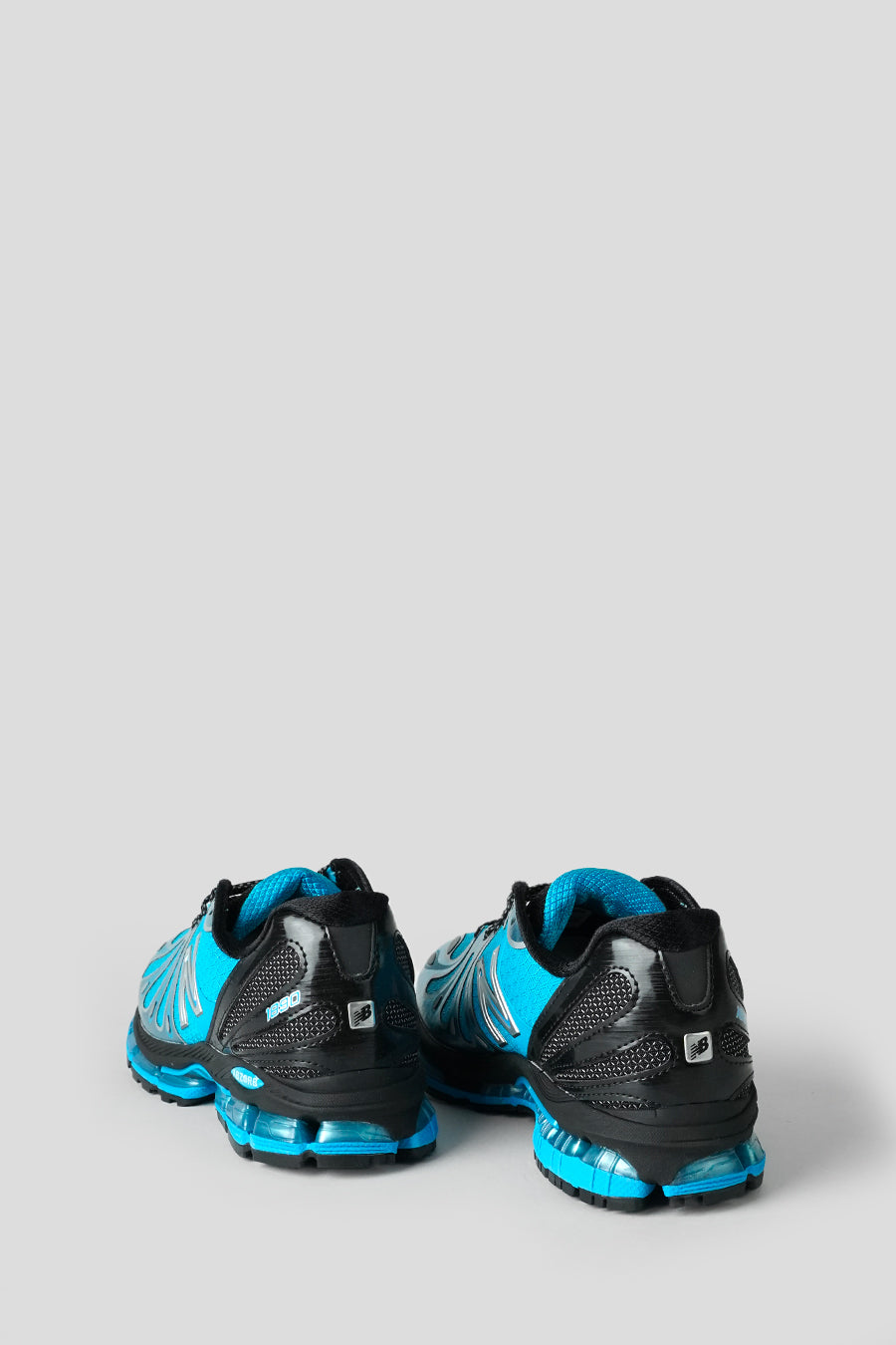 NEW BALANCE - BLUE AND BLACK 1890 SNEAKERS - LE LABO STORE