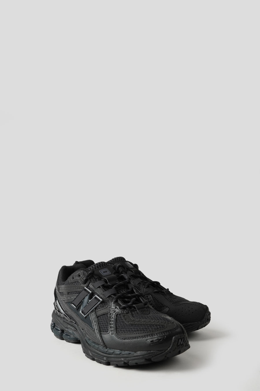NEW BALANCE - SNEAKERS 1906NJ BLACK ET PHANTOM BLACK - LE LABO STORE