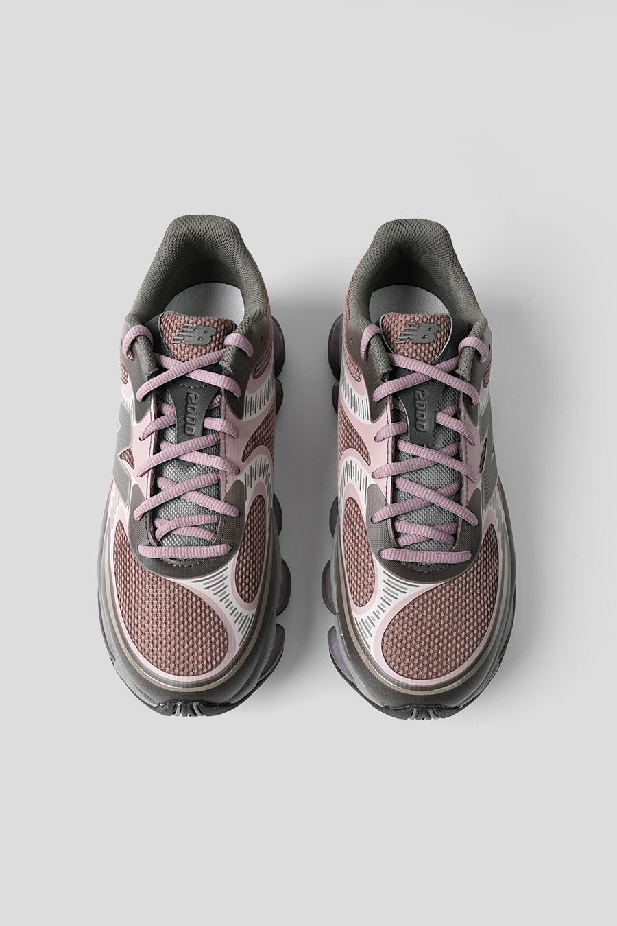 NEW BALANCE - SNEAKERS 2000 ICE WINE ET EARTH SHADOW - LE LABO STORE