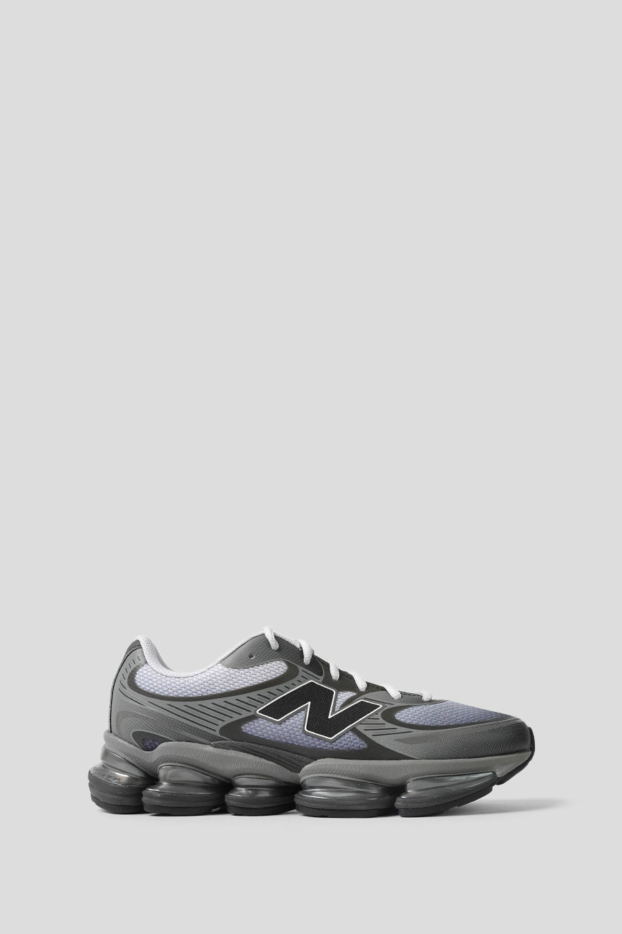 NEW BALANCE - SNEAKERS 2000PCD ABZORB PEARL GREY ET BLACK - LE LABO STORE