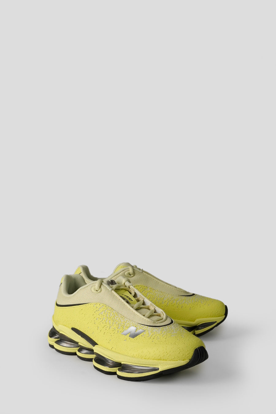 NEW BALANCE - SNEAKERS 2000S FENNEL SEED ET PISTACHIO BUTTER - LE LABO STORE
