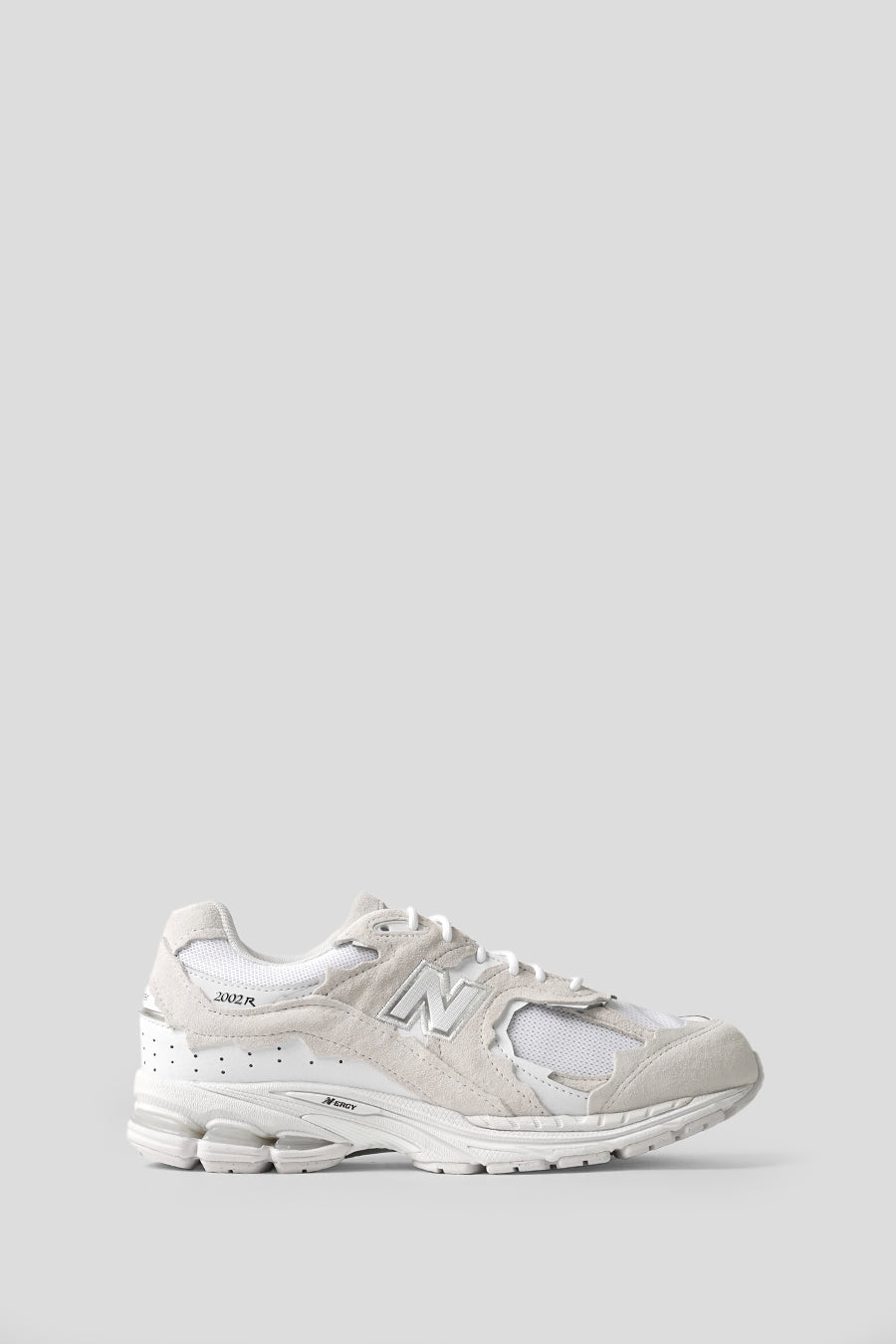 NEW BALANCE - SILVER METALLIC AND WHITE 2002DXA SNEAKERS - LE LABO STORE