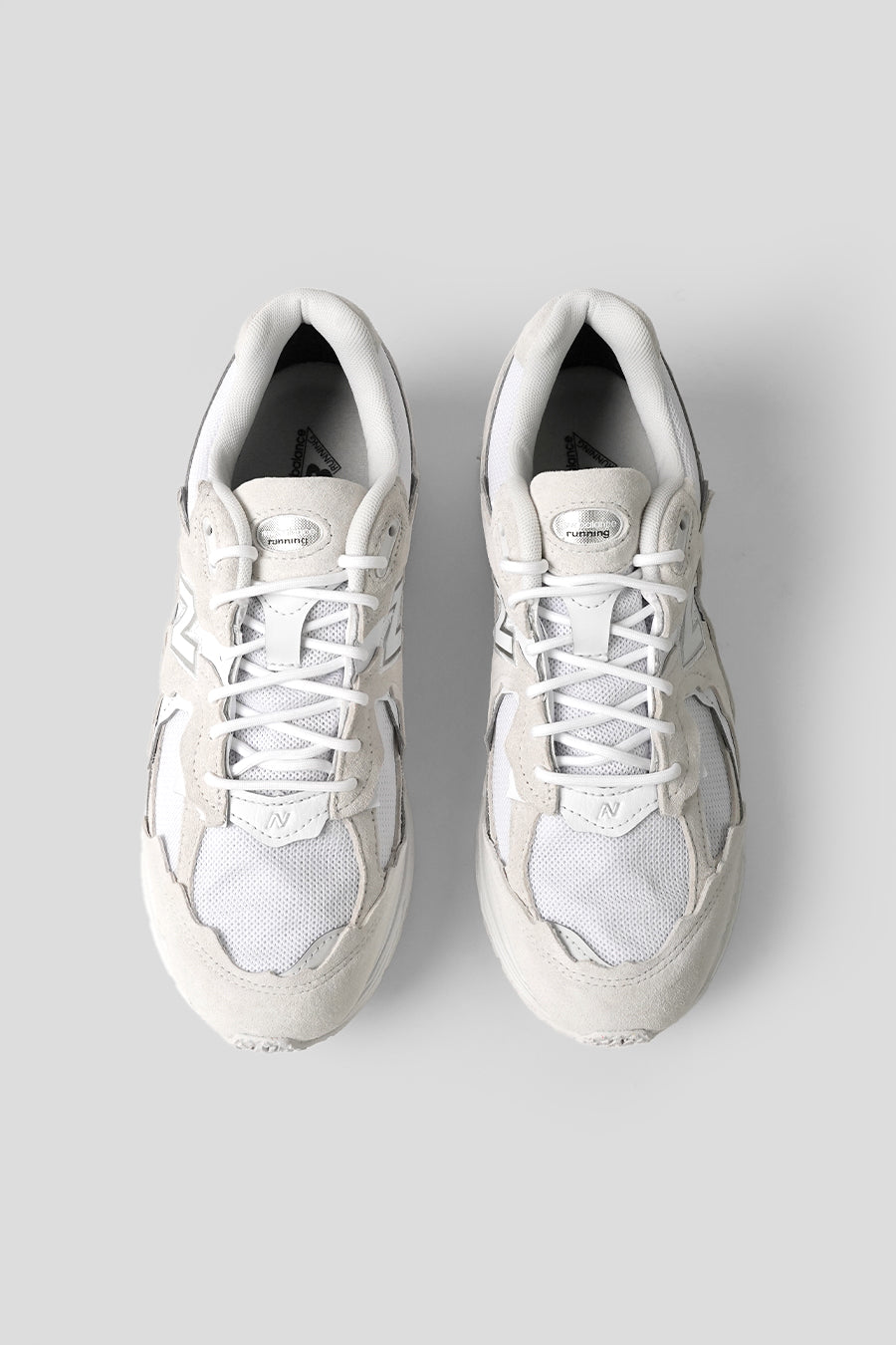 NEW BALANCE - SILVER METALLIC AND WHITE 2002DXA SNEAKERS - LE LABO STORE
