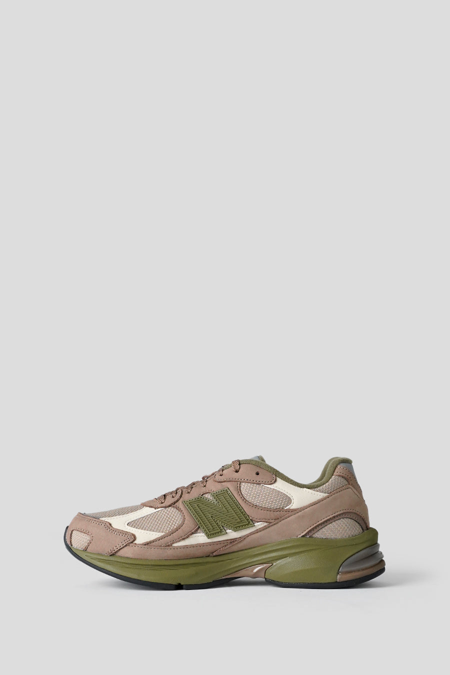 NEW BALANCE - LIGHT MUSHROOM AND TIMBERWOLF 2010 GORE-TEX SNEAKERS - LE LABO STORE