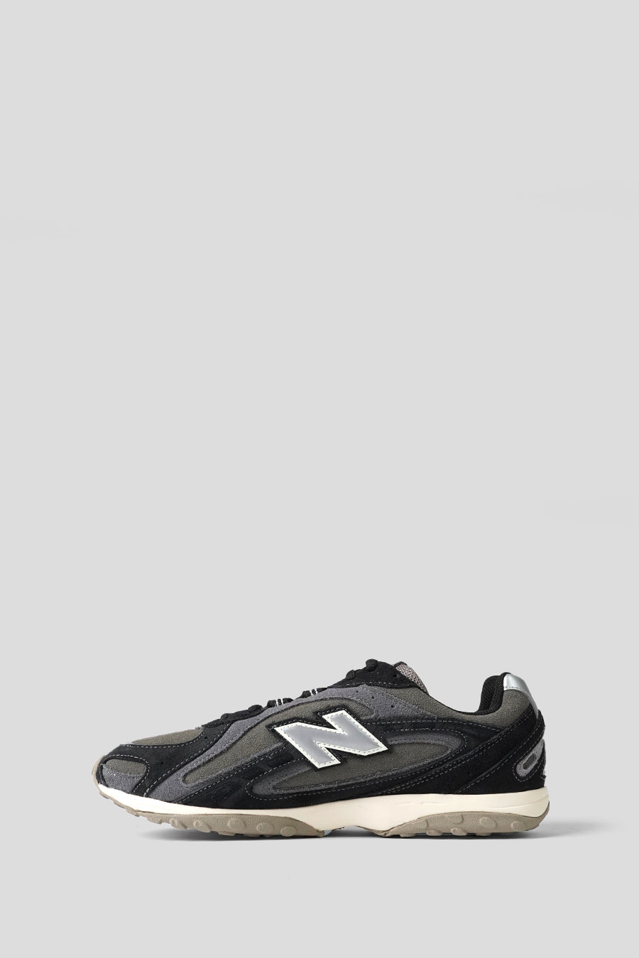 NEW BALANCE - SNEAKERS 204L5WZ BLACK ET MAGNET - LE LABO STORE