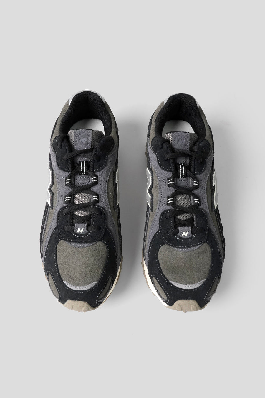 NEW BALANCE - SNEAKERS 204L5WZ BLACK ET MAGNET - LE LABO STORE