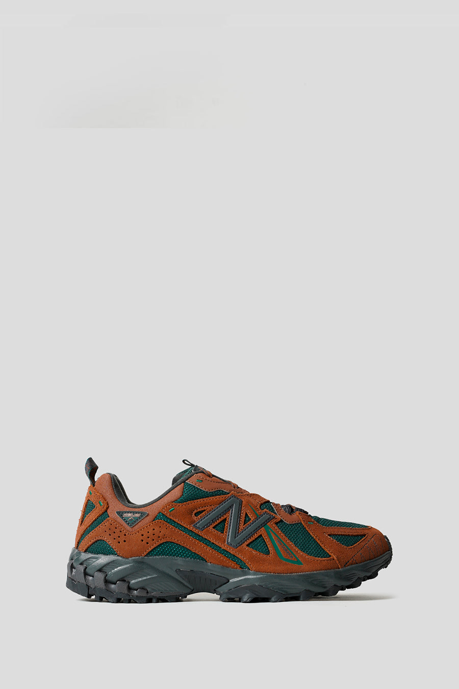 NEW BALANCE - 610V1 TRUE BROWN AND NIGHTWATCH GREEN SNEAKERS - LE LABO STORE