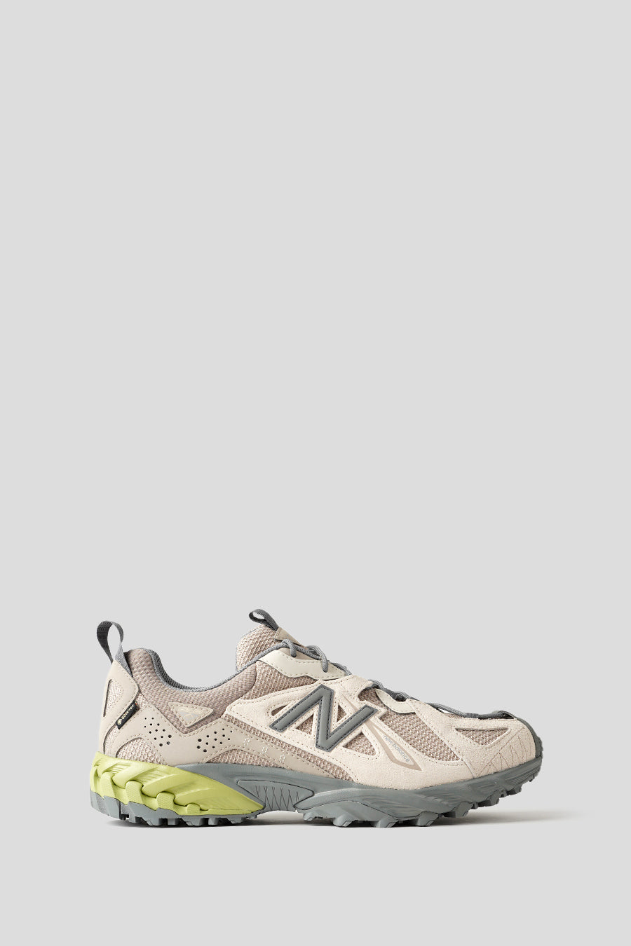 NEW BALANCE - LIGHT MUSHROOM AND TIMBERWOLF EVERGLADE GREEN GORE-TEX 610XM SNEAKERS - LE LABO STORE