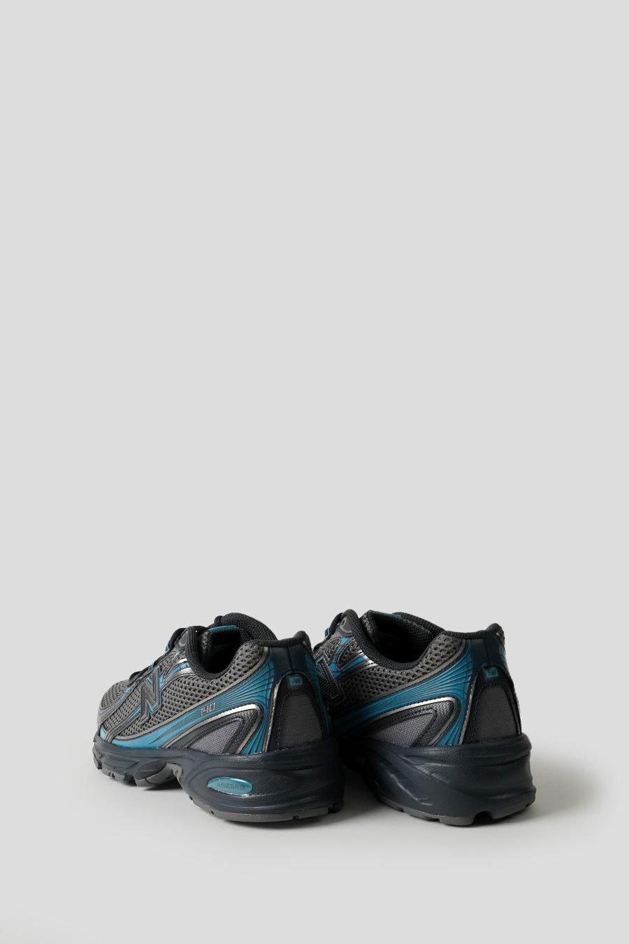 NEW BALANCE - CASTLROCK AND TERRARIUM 740 SNEAKERS  - LE LABO STORE