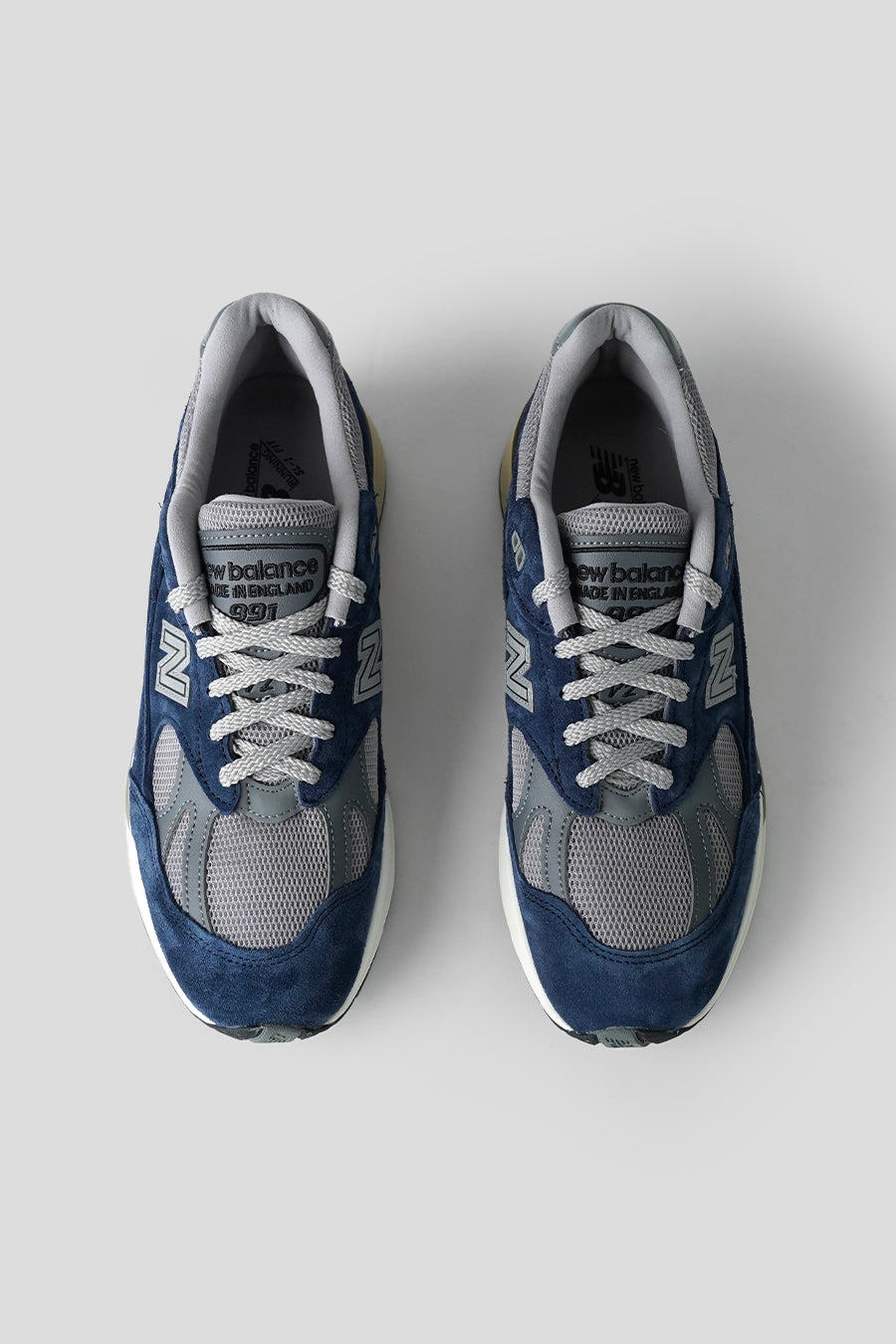NEW BALANCE - SNEAKERS 991v2 MADE IN UK INSIGNIA BLUE ET ALLOY - LE LABO STORE