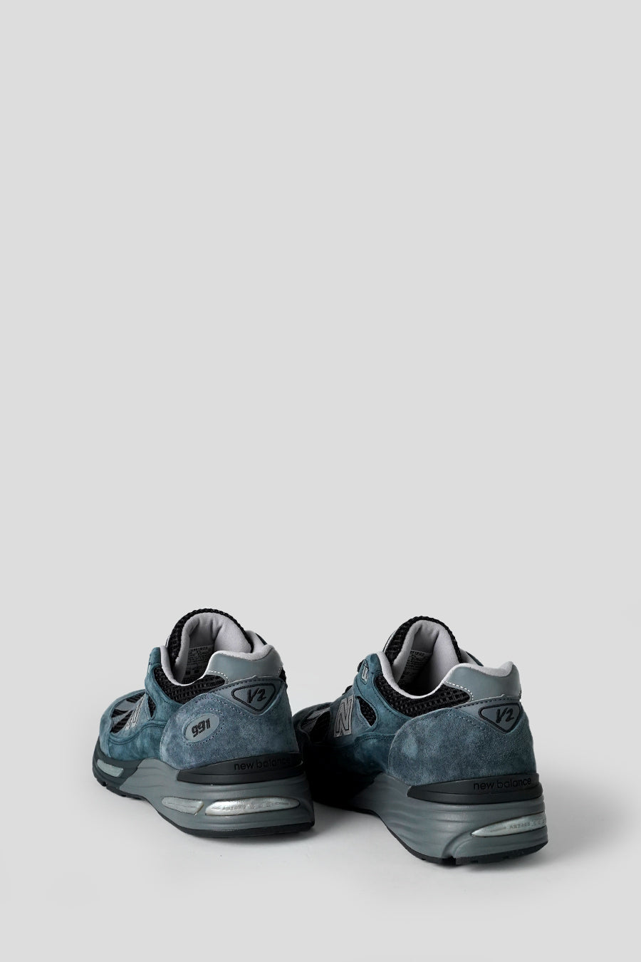 NEW BALANCE - SNEAKERS 991v2 MADE IN UK TURBULENCE ET INDIA INK - LE LABO STORE