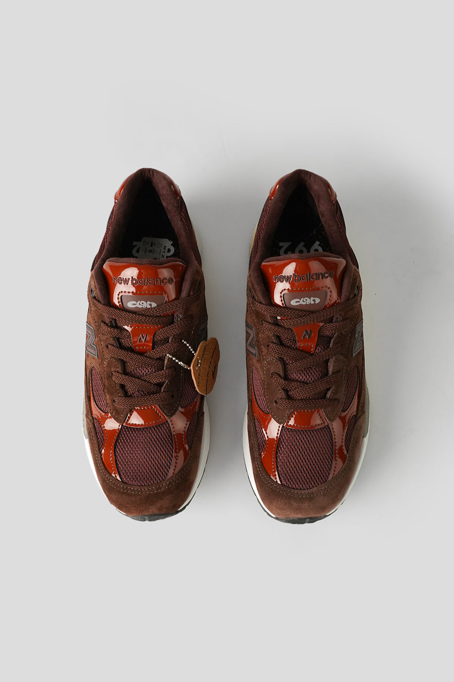 NEW BALANCE - SNEAKERS 992 MADE IN USA X AMINE CHOCOLATE AMBER - LE LABO STORE