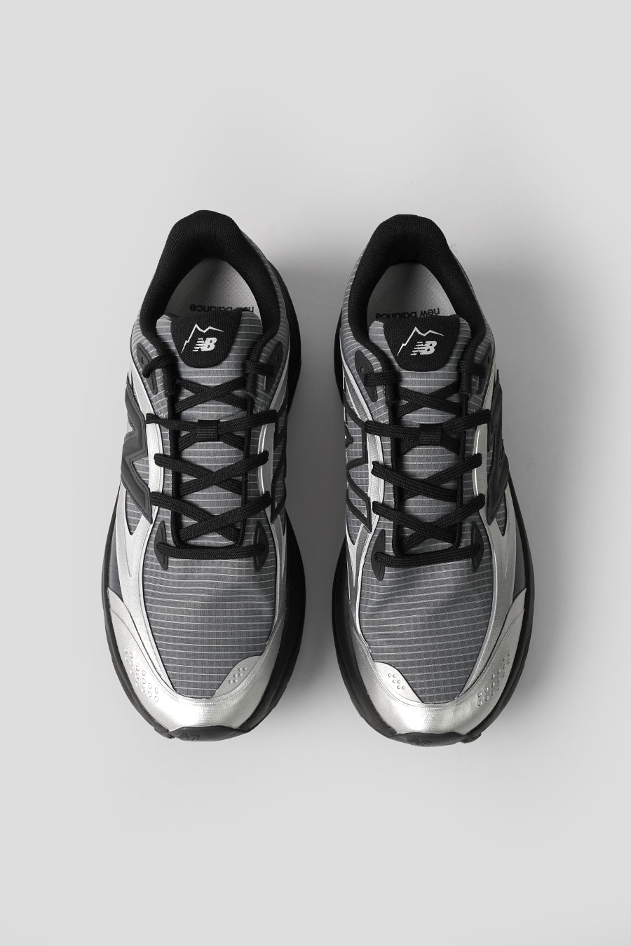 NEW BALANCE - SLATE GREY AND SILVER METALLIC FF TRAINER UTRNCA SNEAKERS - LE LABO STORE