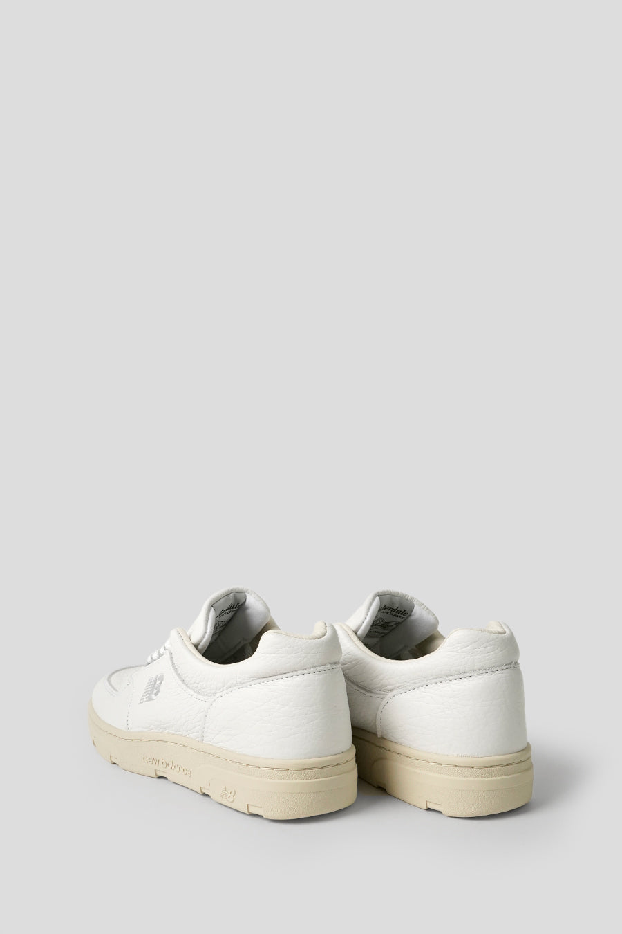 NEW BALANCE - SNEAKERS MADE IN UK ALLERDALE WHITE ET GREY - LE LABO STORE