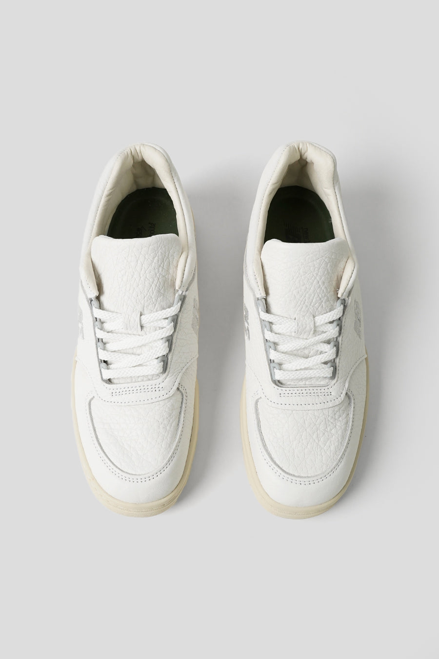 NEW BALANCE - SNEAKERS MADE IN UK ALLERDALE WHITE ET GREY - LE LABO STORE