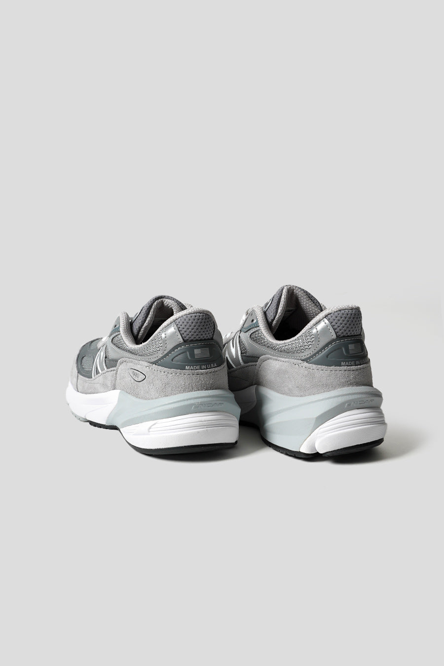 NEW BALANCE - GREY M990V6 MADE IN USA SNEAKERS – LE LABO STORE