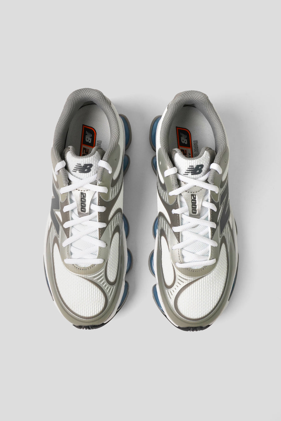 NEW BALANCE - SNEAKERS U2000AA ABZORB WHITE ET SILVER METALLIC - LE LABO STORE