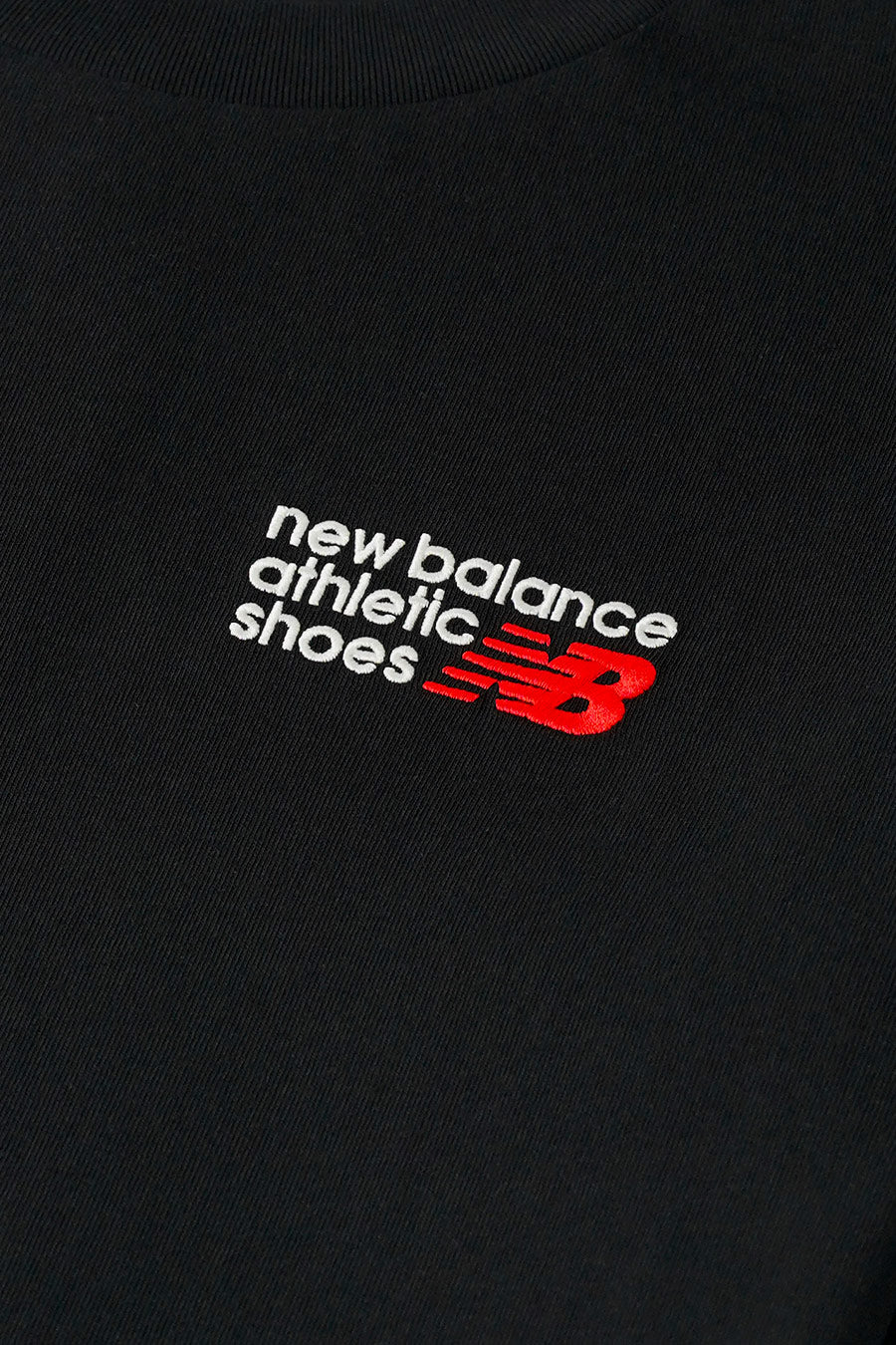NEW BALANCE - T-SHIRT ATHLETICS PREMIUM LOGO NOIR - LE LABO STORE