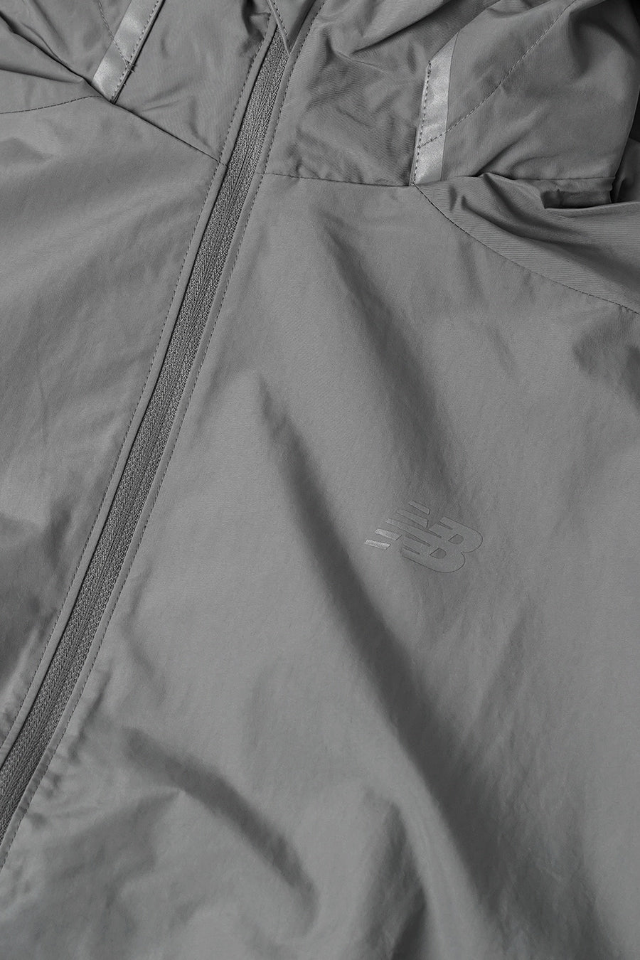NEW BALANCE - GREY ELUSIVE SHELL TRACK JACKET - LE LABO STORE