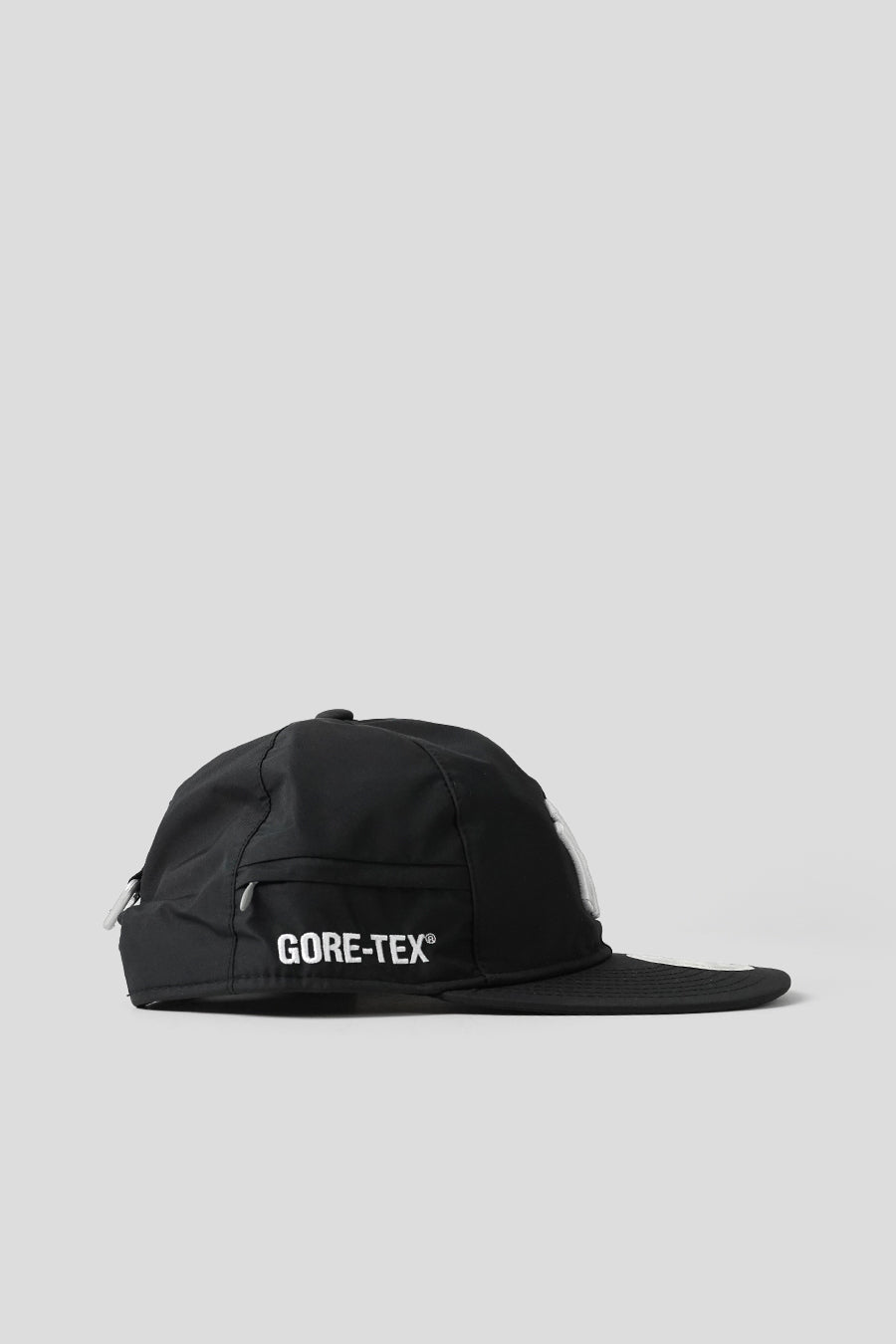 NEW ERA - BLACK 9FIFTY RETRO-CROWN GORE-TEX CAP - LE LABO STORE