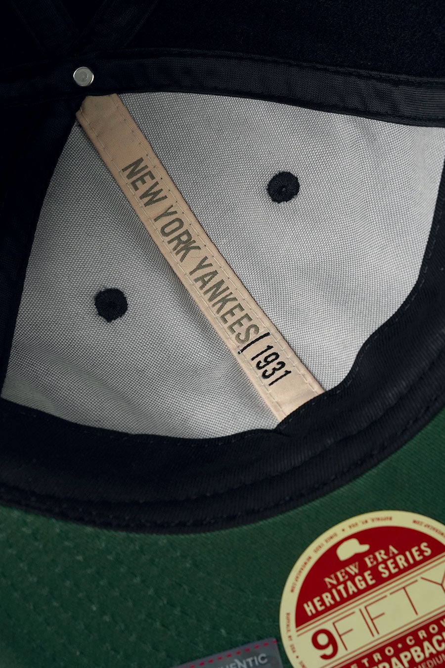 NEW ERA - CASQUETTE 9FIFTY RETRO CROWN HERITAGE NEW YORK YANKEES MLB BLEU MARINE - LE LABO STORE